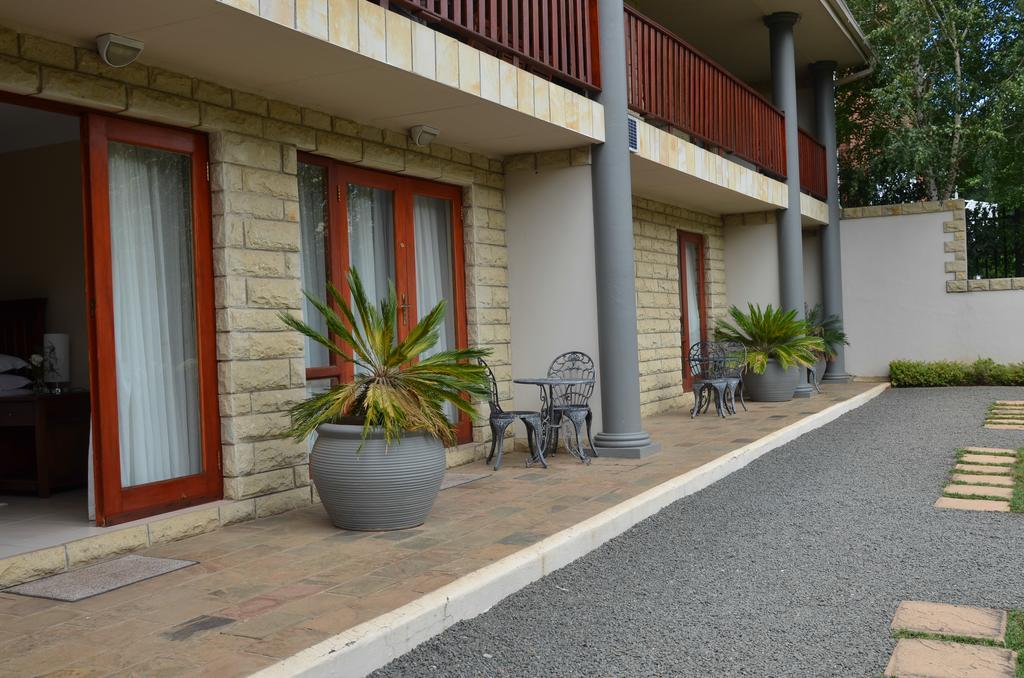Riverwalk Bed And Breakfast Clarens Exterior foto